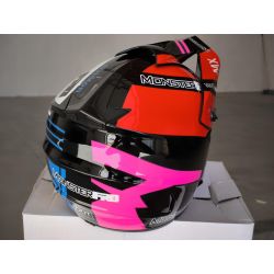 Casco infantil incluye esponjas para adaptarlo en tallas Negro/FUXIA