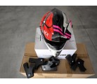 Casco infantil incluye esponjas para adaptarlo en tallas Negro/FUXIA