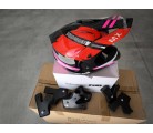 Casco infantil incluye esponjas para adaptarlo en tallas Negro/FUXIA