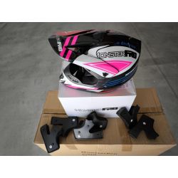 Casco infantil incluye esponjas para adaptarlo en tallas Negro/FUXIA